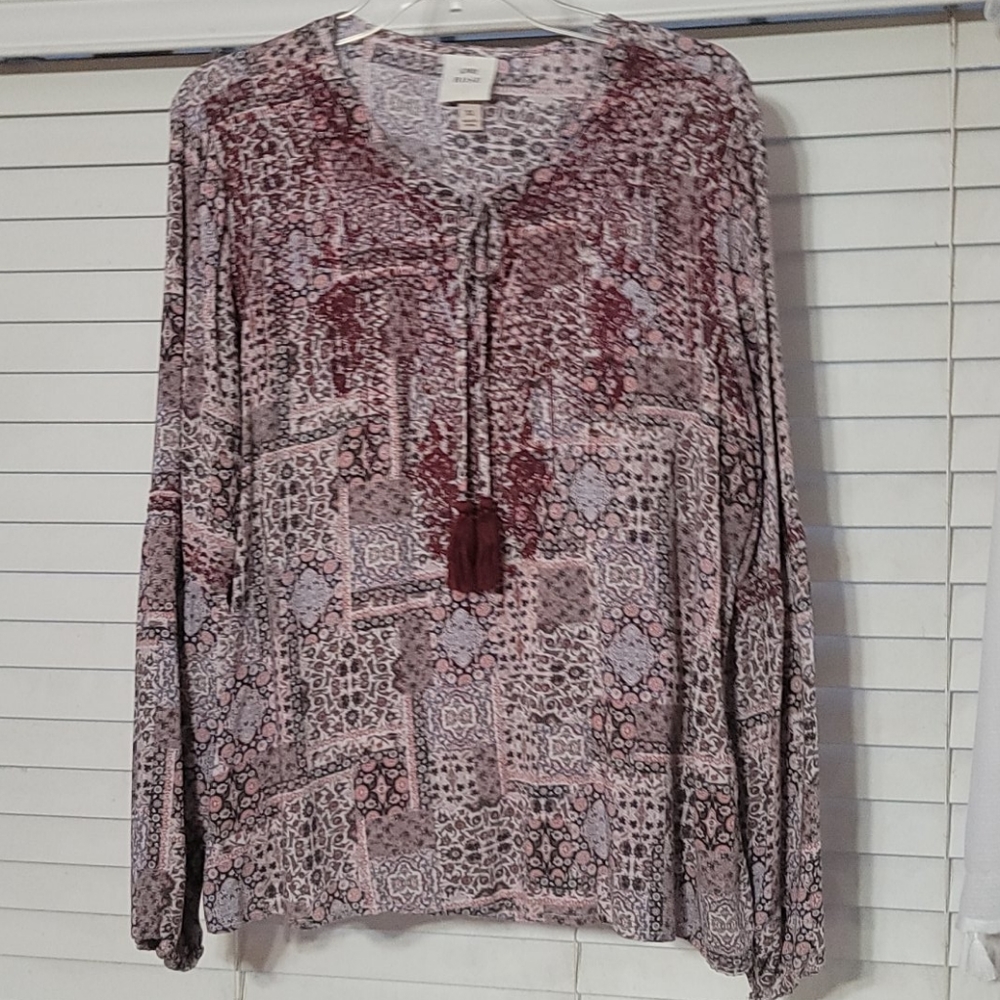 Knox Rose pullover